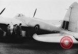 Image de Havilland DH 98 bombardiers Mosquito Canada, 1942, de la seconde 15 séquences d'archives historiques vidéo 65675053953