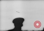 Image de Havilland DH 98 bombardiers Mosquito Canada, 1942, de la seconde 31 séquences d'archives historiques vidéo 65675053953