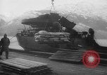 Immagine di In Alaska Railroad Yukon Canada, 1942, secondo 13 filmato di repertorio 65675053955