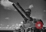 Standbild britische Kriegsschiffe Bardia Libyen, 1941, aus Sekunde 8 historischem Filmmaterial Videoclip 65675053959
