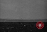 Standbild britische Kriegsschiffe Bardia Libyen, 1941, aus Sekunde 13 historischem Filmmaterial Videoclip 65675053959