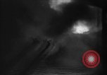 Standbild britische Kriegsschiffe Bardia Libyen, 1941, aus Sekunde 32 historischem Filmmaterial Videoclip 65675053959