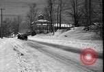 Standbild racing Sled Bridgeton Maine USA, 1941, aus Sekunde 9 historischem Filmmaterial Videoclip 65675053965