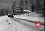 Standbild racing Sled Bridgeton Maine USA, 1941, aus Sekunde 10 historischem Filmmaterial Videoclip 65675053965