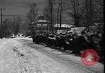 Standbild racing Sled Bridgeton Maine USA, 1941, aus Sekunde 15 historischem Filmmaterial Videoclip 65675053965