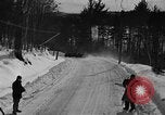 Standbild racing Sled Bridgeton Maine USA, 1941, aus Sekunde 36 historischem Filmmaterial Videoclip 65675053965