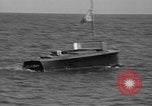 Image bateau radio-commandé Fort Story Virginia USA, 1941, de la seconde 21 séquences d'archives historiques vidéo 65675053971