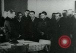 Immagine di Funerale militare per il pilota tedesco di ACE Helmut Quaresima Germania, 1944, secondo 36 filmato di repertorio 65675053982