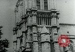 Immagine di Free French Armored Division a Parigi Notre Dame Francia, 1944, secondo 42 filmato di repertorio 65675053984