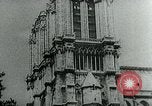Immagine di Free French Armored Division a Parigi Notre Dame Francia, 1944, secondo 43 filmato di repertorio 65675053984