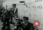 Immagine di Le truppe tedesche la mobilitazione per passare a fronte di guerra Germania, 1944, secondo 15 filmato di repertorio 65675053985