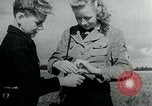 Standbild Hitler Jugend Deutschland, 1944, aus Sekunde 37 historischem Filmmaterial Videoclip 65675053987