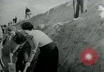 Standbild Hitler Jugend Deutschland, 1944, aus Sekunde 44 historischem Filmmaterial Videoclip 65675053987