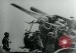 Standbild deutsche Flugzeuge London England Vereinigtes Königreich, 1944, aus Sekunde 15 historischem Filmmaterial Videoclip 65675053988