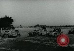 Immagine di Aerei tedeschi bomba posizioni sovietica Fronte orientale teatro europeo, 1944, secondo 30 filmato di repertorio 65675054006