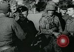Immagine di Aerei tedeschi bomba posizioni sovietica Fronte orientale teatro europeo, 1944, secondo 40 filmato di repertorio 65675054006