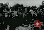 Immagine di Aerei tedeschi bomba posizioni sovietica Fronte orientale teatro europeo, 1944, secondo 45 filmato di repertorio 65675054006