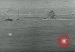 Immagine di Aerei tedeschi bomba posizioni sovietica Fronte orientale teatro europeo, 1944, secondo 56 filmato di repertorio 65675054006