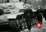 Standbild Beerdigung des deutschen Generalmajors Adelbert Schulz Deutschland, 1944, aus Sekunde 8 historischem Filmmaterial Videoclip 65675054009