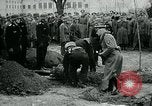 Standbild Beerdigung des deutschen Generalmajors Adelbert Schulz Deutschland, 1944, aus Sekunde 41 historischem Filmmaterial Videoclip 65675054009