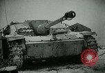 Standbild Deutsche Truppen kämpfen Sowjets in Russland im Winter Russland, 1942, aus Sekunde 7 historischem Filmmaterial Videoclip 65675054011