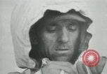 Standbild Deutsche Truppen kämpfen Sowjets in Russland im Winter Russland, 1942, aus Sekunde 27 historischem Filmmaterial Videoclip 65675054011