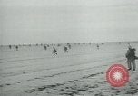 Standbild Deutsche Truppen kämpfen Sowjets in Russland im Winter Russland, 1942, aus Sekunde 47 historischem Filmmaterial Videoclip 65675054011
