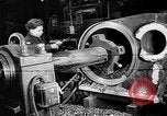 Standbild Lokomotivfabrik Russland Sowjetunion, 1947, aus Sekunde 10 historischem Filmmaterial Videoclip 65675054017