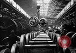 Standbild Lokomotivfabrik Russland Sowjetunion, 1947, aus Sekunde 41 historischem Filmmaterial Videoclip 65675054017