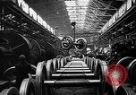 Standbild Lokomotivfabrik Russland Sowjetunion, 1947, aus Sekunde 43 historischem Filmmaterial Videoclip 65675054017