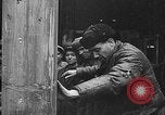 Standbild Ölindustrie Baku Aserbaidschan, 1947, aus Sekunde 35 historischem Filmmaterial Videoclip 65675054018