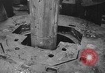 Standbild Ölindustrie Baku Aserbaidschan, 1947, aus Sekunde 42 historischem Filmmaterial Videoclip 65675054018
