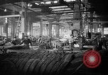 Standbild Reifenfabrik Russland Sowjetunion, 1947, aus Sekunde 6 historischem Filmmaterial Videoclip 65675054019