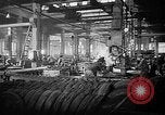 Standbild Reifenfabrik Russland Sowjetunion, 1947, aus Sekunde 12 historischem Filmmaterial Videoclip 65675054019