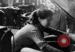 Standbild Reifenfabrik Russland Sowjetunion, 1947, aus Sekunde 19 historischem Filmmaterial Videoclip 65675054019