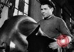 Standbild Reifenfabrik Russland Sowjetunion, 1947, aus Sekunde 28 historischem Filmmaterial Videoclip 65675054019