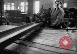 Standbild Reifenfabrik Russland Sowjetunion, 1947, aus Sekunde 35 historischem Filmmaterial Videoclip 65675054019