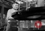 Standbild Reifenfabrik Russland Sowjetunion, 1947, aus Sekunde 44 historischem Filmmaterial Videoclip 65675054019