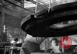 Standbild Reifenfabrik Russland Sowjetunion, 1947, aus Sekunde 45 historischem Filmmaterial Videoclip 65675054019