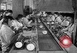 Standbild Wecker Russland Sowjetunion, 1947, aus Sekunde 8 historischem Filmmaterial Videoclip 65675054020