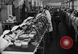 Standbild Wecker Russland Sowjetunion, 1947, aus Sekunde 26 historischem Filmmaterial Videoclip 65675054020