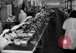 Standbild Wecker Russland Sowjetunion, 1947, aus Sekunde 29 historischem Filmmaterial Videoclip 65675054020