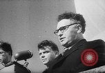 Immagine di Istituto siberiano della metallurgia statua di Ordzhonikidze Novokuznetsk Russia Unione Sovietica, 1949, secondo 20 filmato di repertorio 65675054028