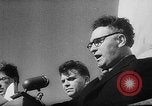 Immagine di Istituto siberiano della metallurgia statua di Ordzhonikidze Novokuznetsk Russia Unione Sovietica, 1949, secondo 22 filmato di repertorio 65675054028