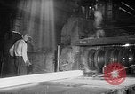 Image ouzbek usine métallurgique Bekabad Ouzbékistan Union Soviétique, 1946, de la seconde 18 séquences d'archives historiques vidéo 65675054038