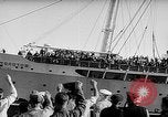Immagine di Nave sovietica Vyacheslav Molotov Le Havre Francia, 1946, secondo 49 filmato di repertorio 65675054040