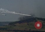 Standbild UH-1D Huey Deutschland, 1970, aus Sekunde 4 historischem Filmmaterial Videoclip 65675054055