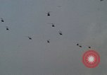 Standbild UH-1D Huey Deutschland, 1970, aus Sekunde 34 historischem Filmmaterial Videoclip 65675054055