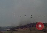 Standbild UH-1D Huey Deutschland, 1970, aus Sekunde 53 historischem Filmmaterial Videoclip 65675054055