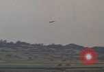 Standbild UH-1D Huey Deutschland, 1970, aus Sekunde 22 historischem Filmmaterial Videoclip 65675054056